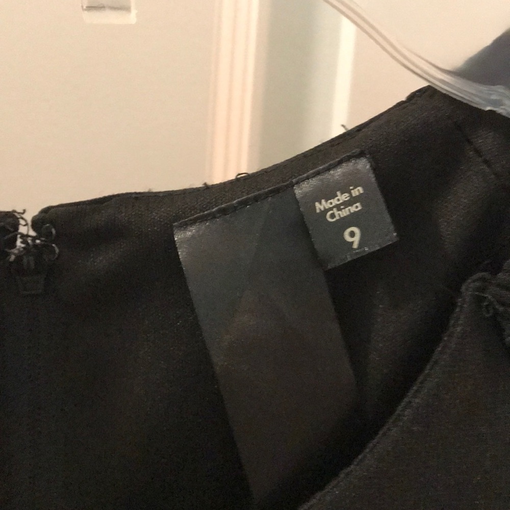 Dress - Picture 2 of 7